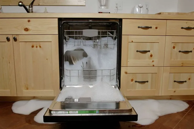علت ماندن کف در ماشین ظرفشویی