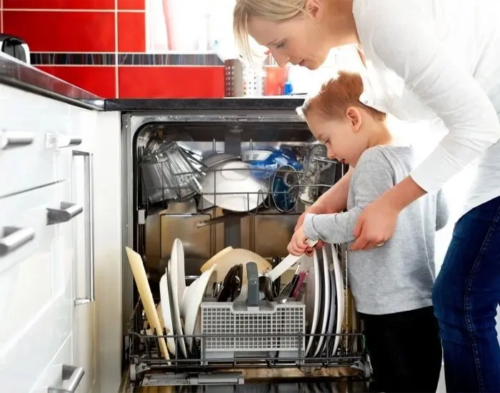 علت خشک نشدن ظروف در ماشین ظرفشویی بوش